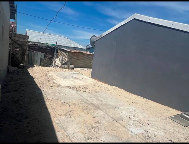 2 BEDROOM HOUSE FOR SALE IN HARARE